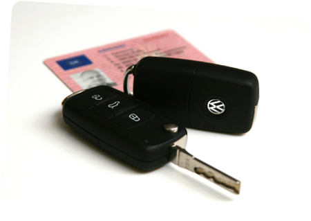 Kørekort / Køreskole Grindsted og VW Bilnøgle